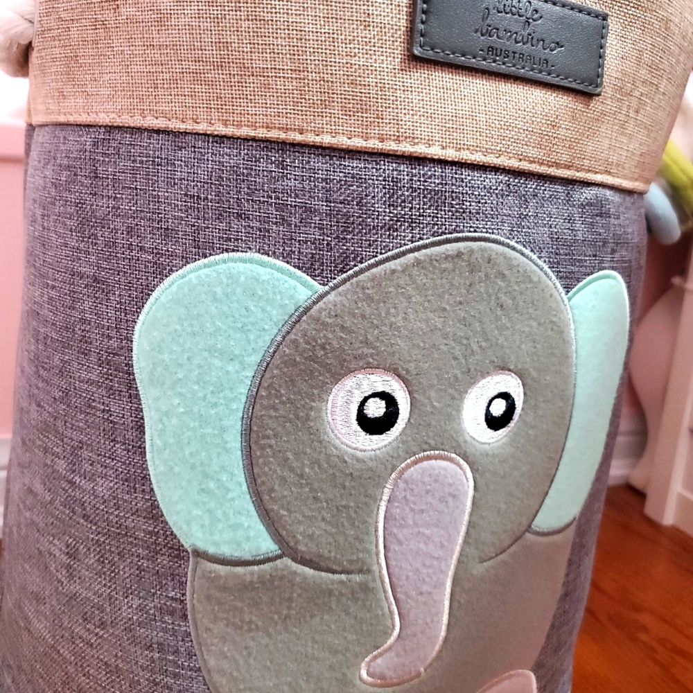 Laundry basket - Picture 2 of 7